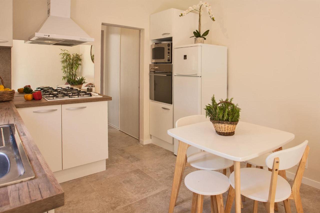 Maison Kiwi Avec Piscine Chauffee Terrasse Jardin Et Bbq A Calvi Calvi  Eksteriør billede